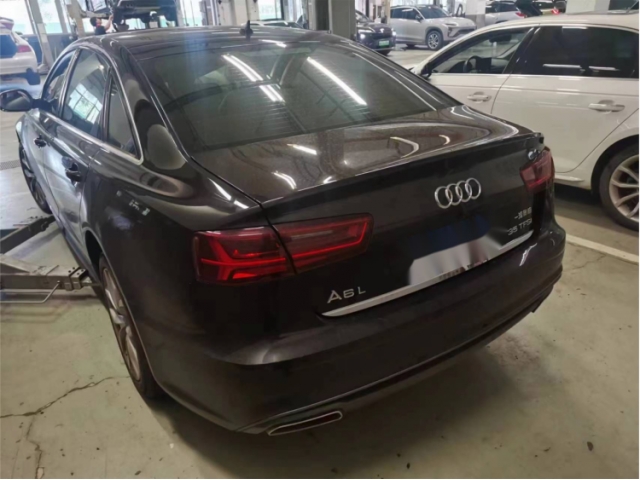 奥迪奥迪A6L奥迪A6L 2018款 30周年年型 35 TFSI 时尚型
