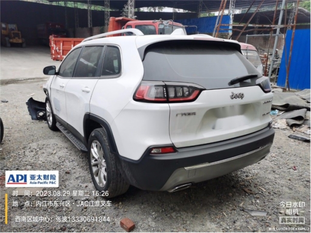 Jeep自由光