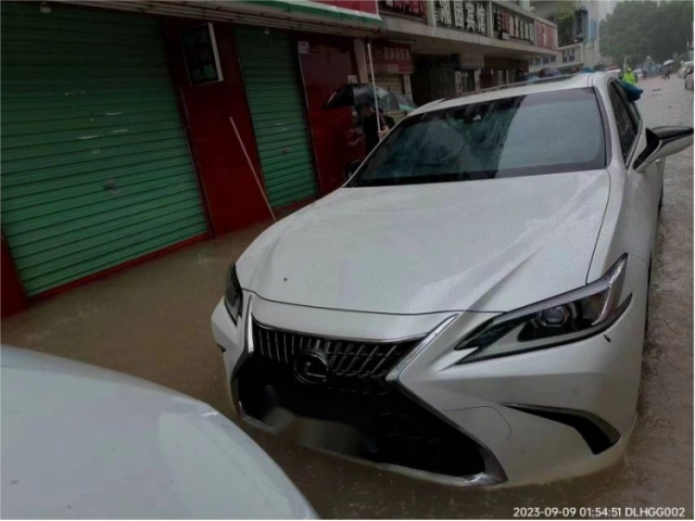 雷克萨斯雷克萨斯ES