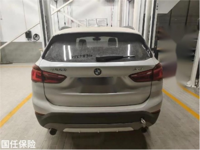 宝马宝马X12016款 sDrive20Li 豪华型