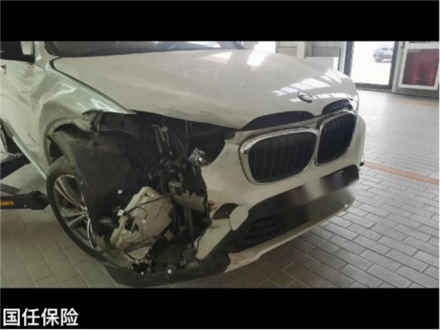 宝马宝马X12016款 sDrive20Li 豪华型