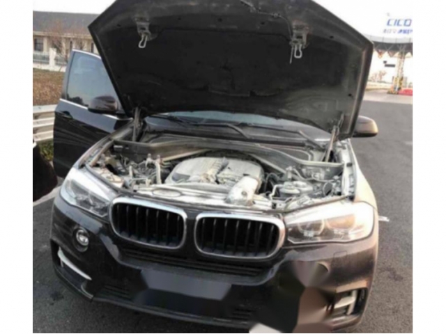 宝马宝马X52014款 xDrive35i 领先型