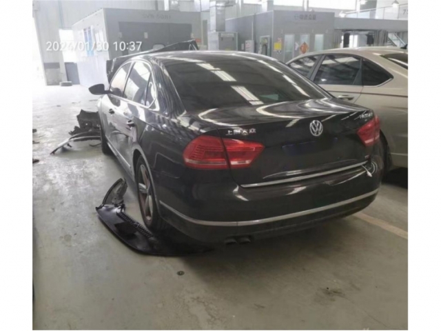 大众帕萨特2014款 1.8TSI DSG御尊版