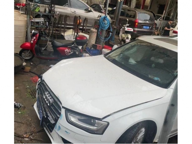 奥迪奥迪A4L2016款 35 TFSI 典藏版 自动标准型