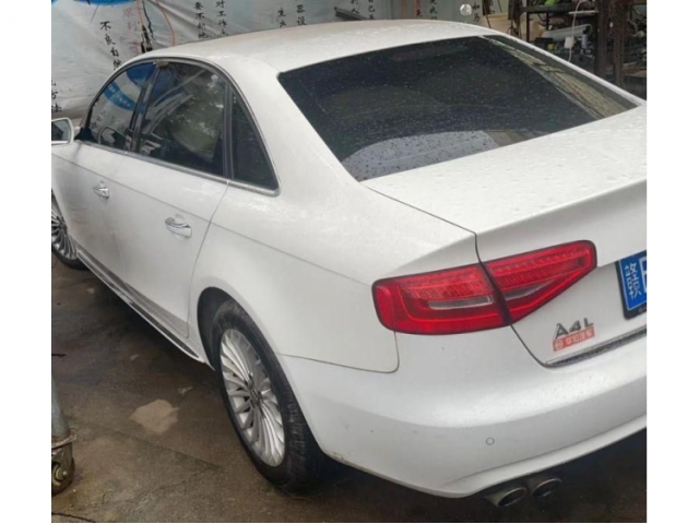 奥迪奥迪A4L2016款 35 TFSI 典藏版 自动标准型