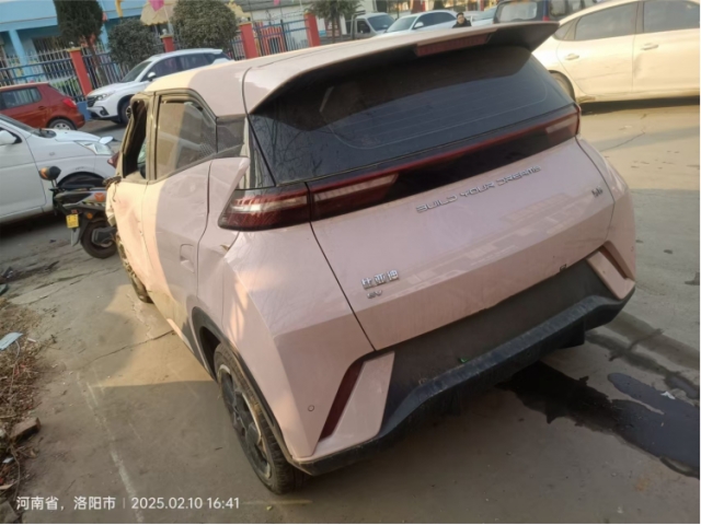 比亚迪比亚迪F3