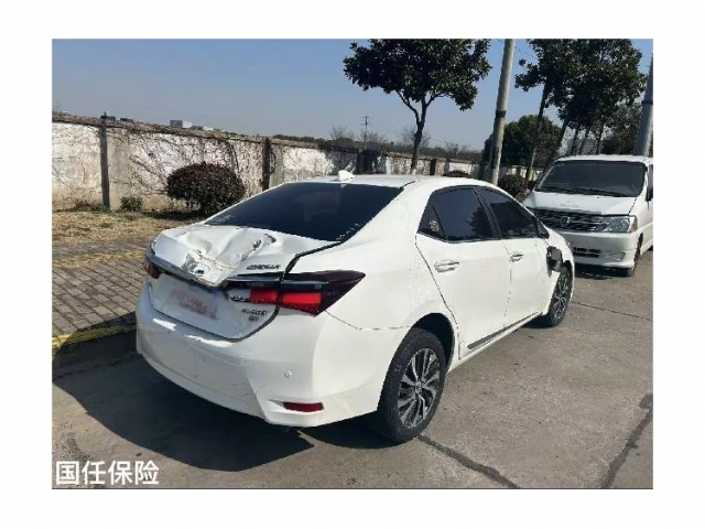 丰田卡罗拉2016款 双擎 1.8L CVT精英版